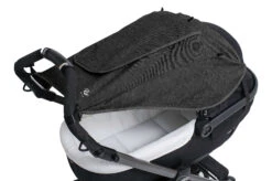 Sonnensegel Lifeline Deluxe Mit Seitenschutz Und Fenster Auf Der Oberfläche In Dunkelgrau