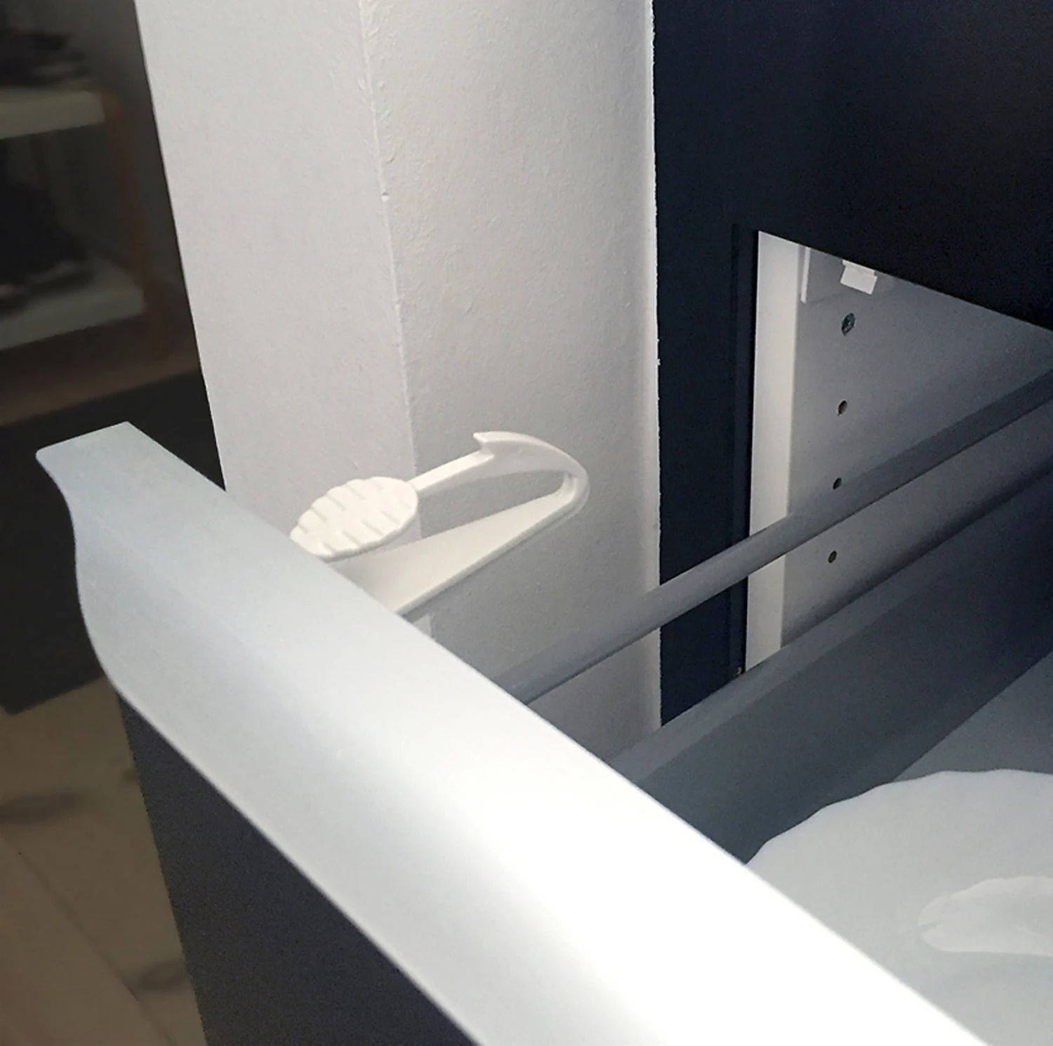 Schrank- Und Schubladensicherung 4 Schrank- Und Schubladensicherung – Bild 2