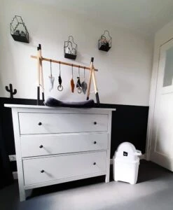 Geruchsdichter Windeleimer "Diaper Champ ONE" In Schwarz/weiß 13 Geruchsdichter Windeleimer "Diaper Champ ONE" In Schwarz/weiß -Babyprodukte diaper champ geruchsdichter windeleimer diaper champ one in schwarz weiss 5