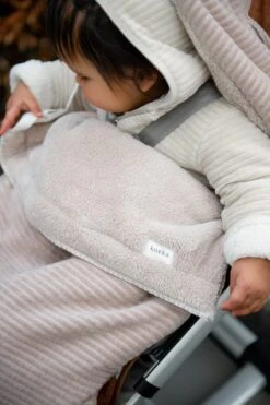 Buggy Fußsack Plüsch Vik In Altes Rosa -Babyprodukte koeka buggy fusssack plusch vik in altes rosa 4