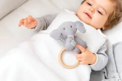 NATTOU Greifling Elefant, Mit Holzgriff -Babyprodukte nattou greifling elefant mit holzgriff 1