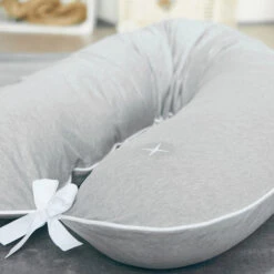 Stillkissen Lagerungskissen In Grau - (L) 180 Cm -Babyprodukte nordic coast company stillkissen lagerungskissen in grau l 180 cm 2