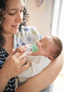 NUK Sensitive Schnuller, Aus 100% Weichem Silikon, Kiefergerechte Form, 0-6... -Babyprodukte nuk sensitive schnuller aus 100 weichem silikon kiefergerechte form 0 6 2