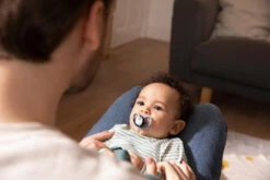 NUK Space Silikon-Schnuller, Kiefergerechte Form, 0-6 Monate, 2 Stück, Pinguin... -Babyprodukte nuk space silikon schnuller kiefergerechte form 0 6 monate 2 stuck pinguin 4