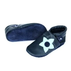 Krabbelschuhe / Lederpuschen Mit Blume In Blau / Hellblau -Babyprodukte pantau its a small world krabbelschuhe lederpuschen mit blume in blau hellblau 1