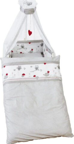 Roba Kinderbettgarnitur Adam & Eule, 4-tlg. - Kissenbezug 40x60, Decke 100x135...