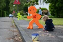 StreetBuddy Warnfigur Für Kindersicherheit In Grün, 3-er Pack -Babyprodukte streetbuddy streetbuddy warnfigur fur kindersicherheit in grun 3 er pack 4